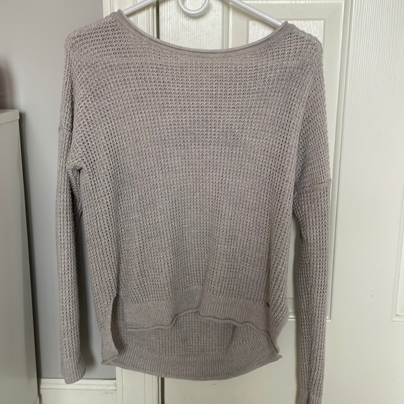 Hollister purple sweater - Picture 1 of 4